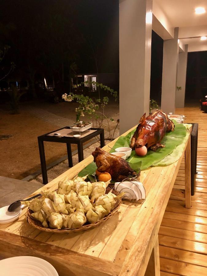 サンセット コーブ ビーチ アンド ダイブ リゾート Romblon エクステリア 写真